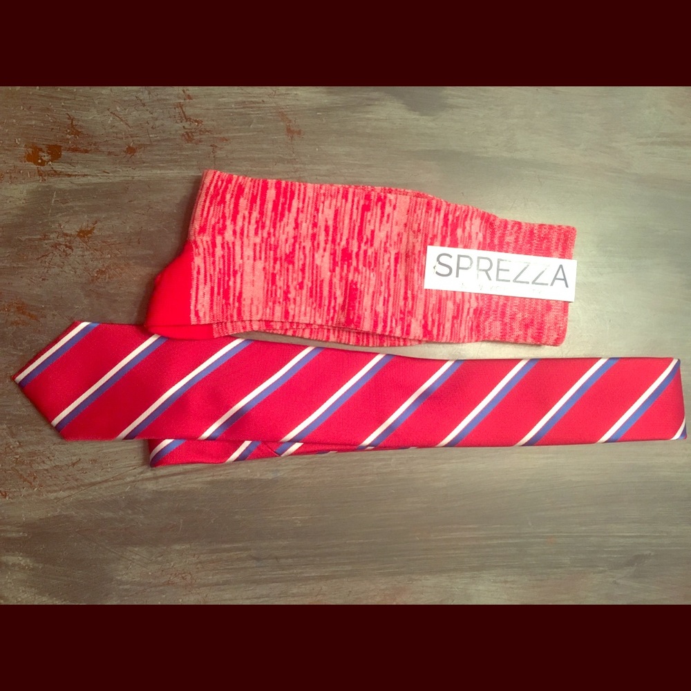 SprezzaNecktie and Socks
